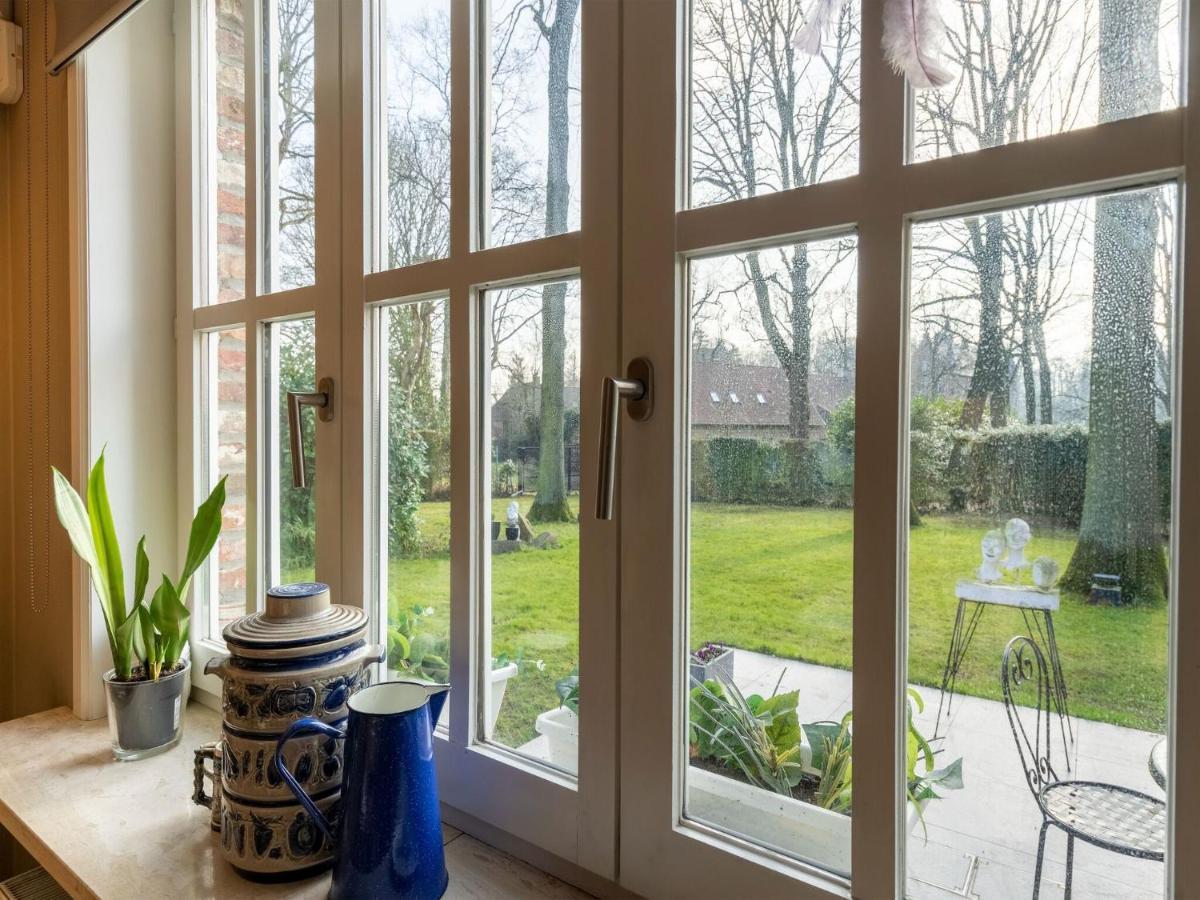 Apartment In Kruibeke At Wissekerke Castle Exterior photo